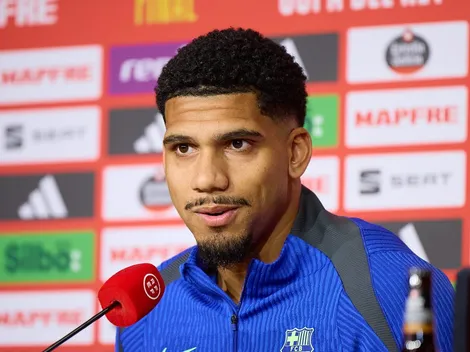 Ronald Araújo defende árbitro após ataque do Real Madrid