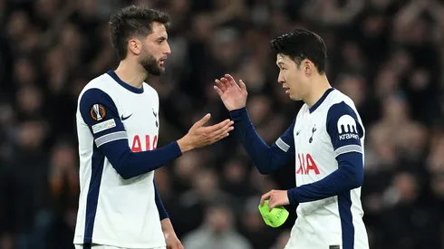 Son e Bentancur juntos em jogo do Tottenham. Foto: Shaun Botterill