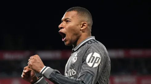 Barcelona x Real Madrid: Mbappé é alvo de críticas por começar no banco.