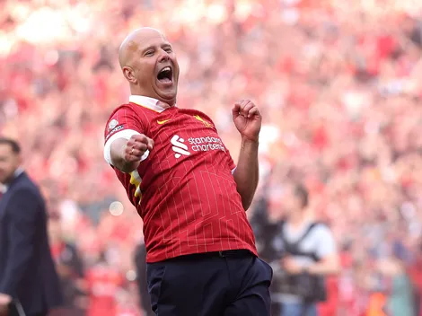 Arne Slot conquista Premier League em sua estreia e supera feitos de Klopp e Guardiola