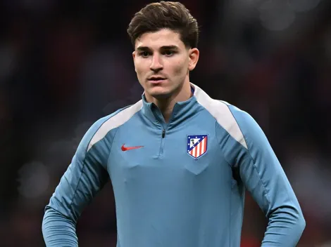 Julian Álvarez volta a ser alvo do Barcelona para substituir Lewandowski