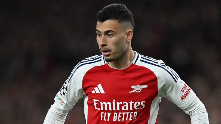 Arsneal enfrenta o PSG em Londres.