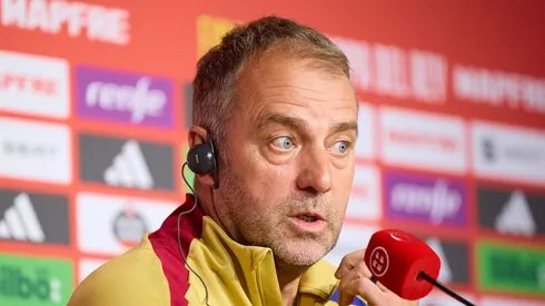 A turnê inclui partidas no Japão e na Coreia do Sul, além de representar uma chance de ouro para jovens talentos conquistarem espaço sob o comando de Hansi Flick. (Photo by Fran Santiago/Getty Images)