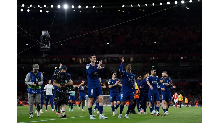 PSG comemora vitória sobre o Arsenal (Photo by Justin Setterfield/Getty Images)