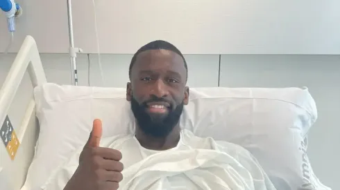 Rüdiger passou por cirurgia para reparar lesão no joelho (Foto: Reprodução/Instagram