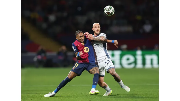 Raphinha em campo (Photo by Carl Recine/Getty Images)