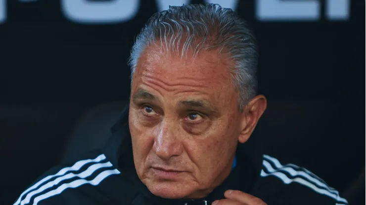 Tite pode integrar a comissão técnica do Santos após recusar o Corinthians, diz portal (Photo by Ernesto Ryan/Getty Images)