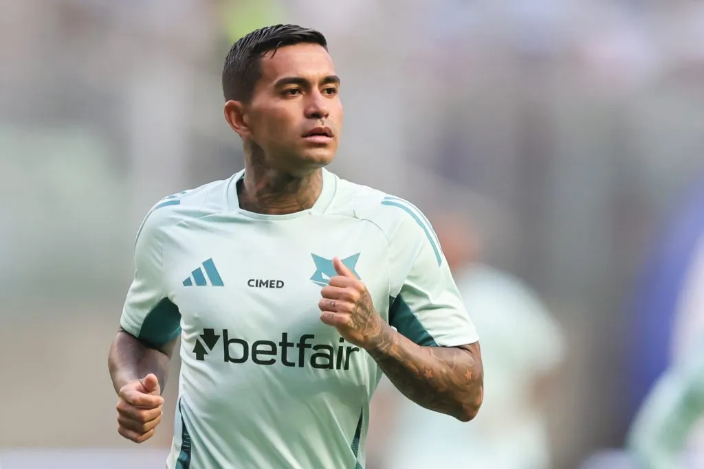 Dudu em ação pelo Cruzeiro. Mineiro 2025. Foto: Gilson Lobo/AGIF