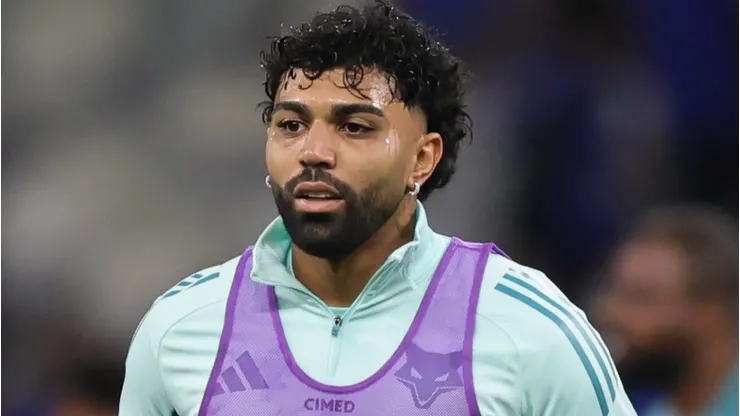Gabigol enfrenta seu ex-clube em jogo decisivo entre Cruzeiro e Flamengo no Campeonato Brasileiro. Foto Gilson LoboAGIF