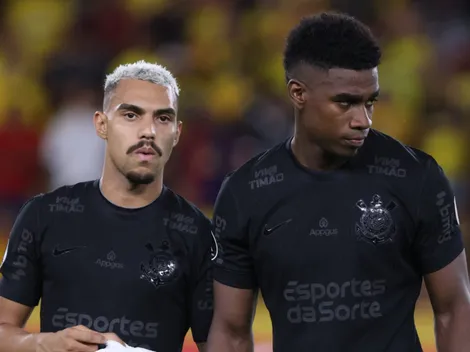 Corinthians topa vender Félix Torres