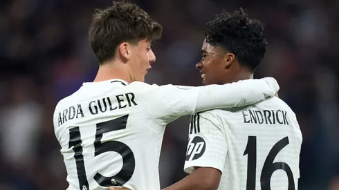 Guler faz golaço pelo Real Madrid.