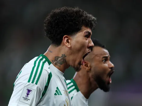 Firmino conquista título inédito com o Al-Ahli e manda recado: “Nunca desisti”