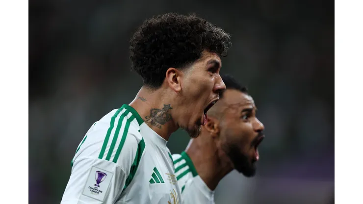 Firmino é destaque no Al-Ahli (Photo by Yasser Bakhsh/Getty Images)