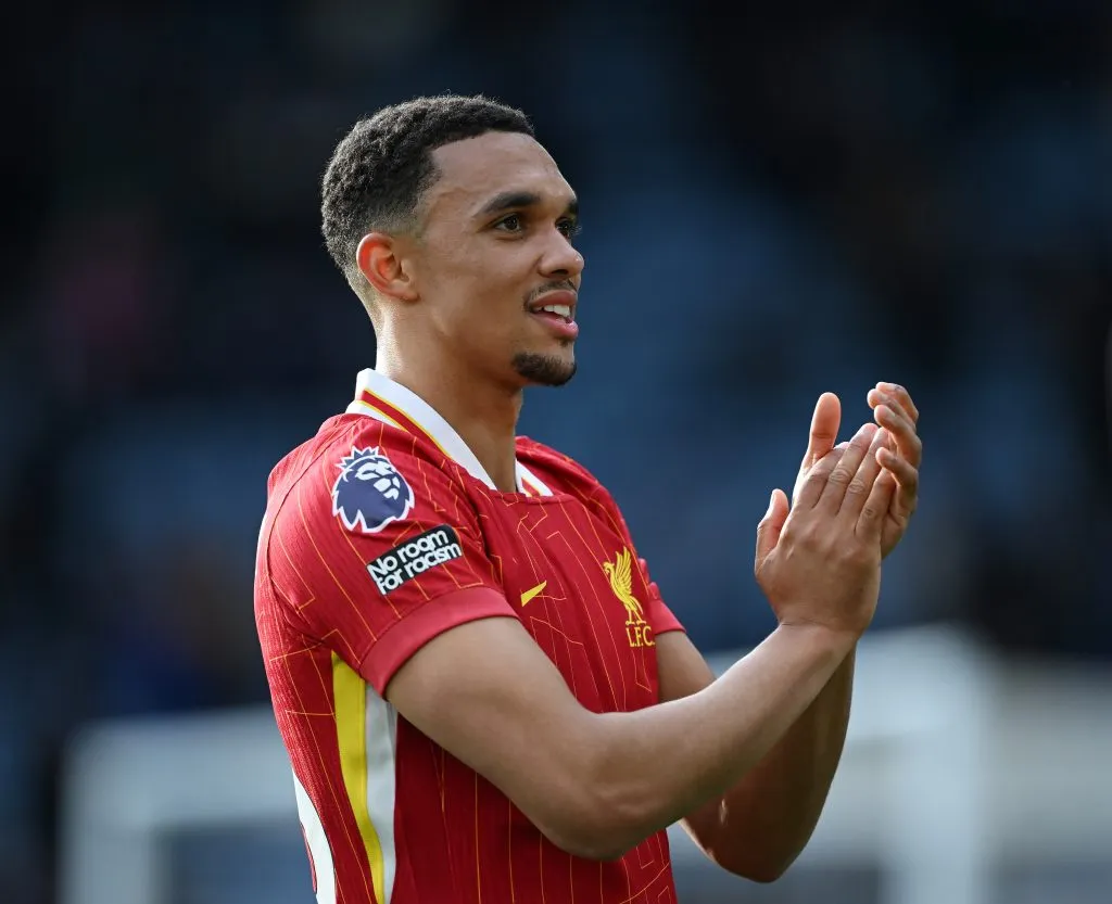 Alexander-Arnold bate palmas