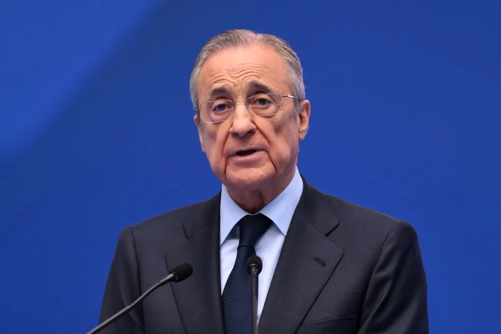Florentino Pérez de terno e gravata