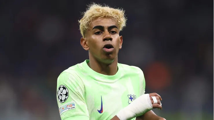Lamine Yamal iguala marca de Neymar na Champions League mesmo com eliminação para a Inter. (Photo by Carl Recine/Getty Images)