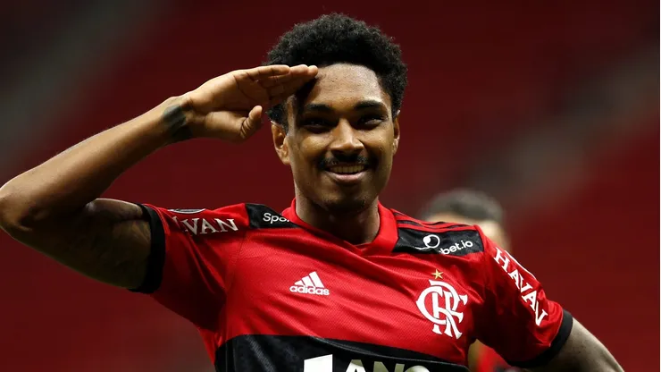 Vitinho, ex-jogador do Flamengo, é aprovado por Renato Gaúcho para reforçar o Fluminense. (Photo by Ricardo Moraes-Pool/Getty Images)