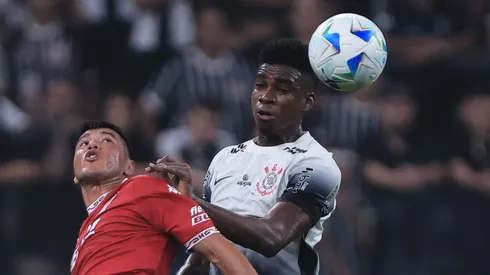 Dorival, do Corinthians, vai na contramão da diretoria sobre Félix Torres.