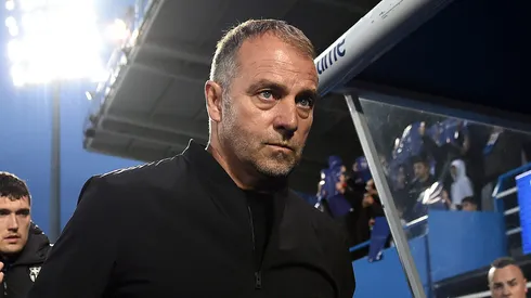 Hansi Flick dá aval e Barcelona define primeira saída após eliminação; Não é Ronald Araujo. (Photo by Denis Doyle/Getty Images)