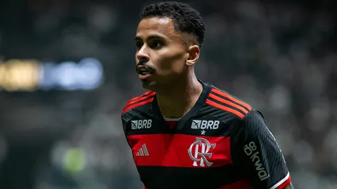 Flamengo pode acertar a saída de Allan para o Atlético de Mineiro de Cuca.