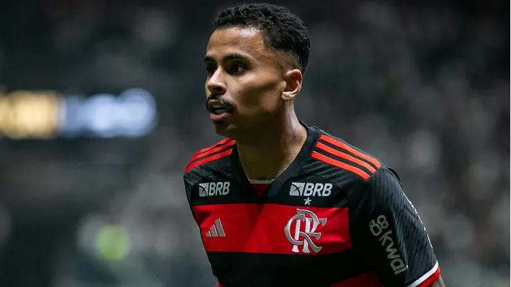 Flamengo pode acertar a saída de Allan para o Atlético de Mineiro de Cuca.