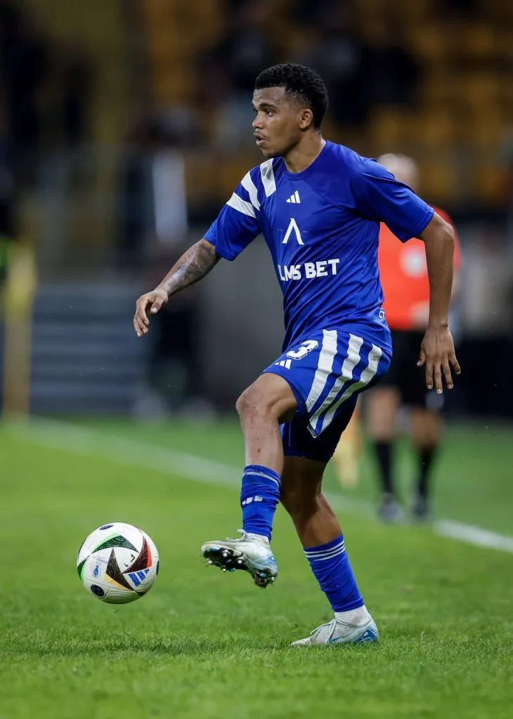 Maicon Araújo recebe proposta para jogar no futebol russo