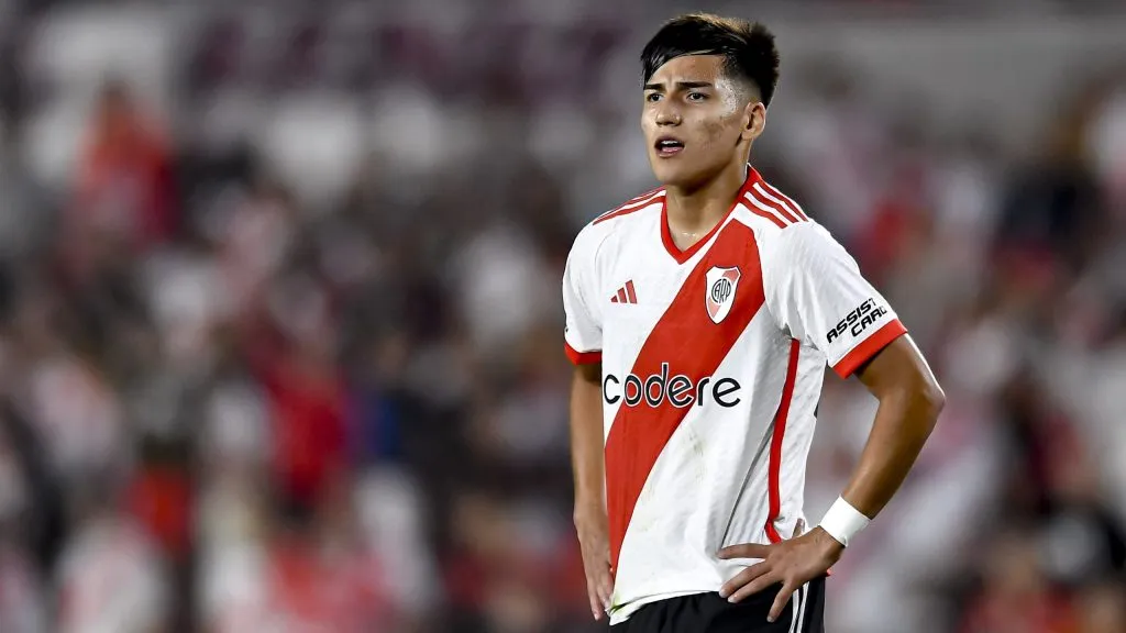 Ian Subiabre em jogo do River Plate. Foto: Marcelo Endelli/Getty Images