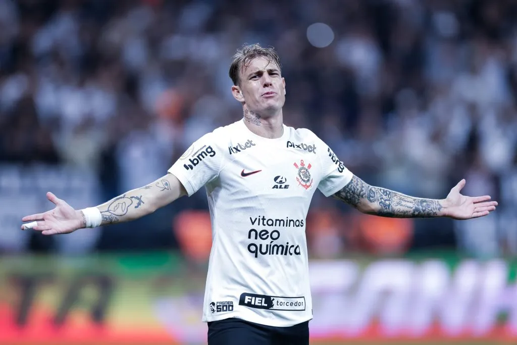 Roger Guedes nos tempos de Corinthians (Photo by Alexandre Schneider/Getty Images)
