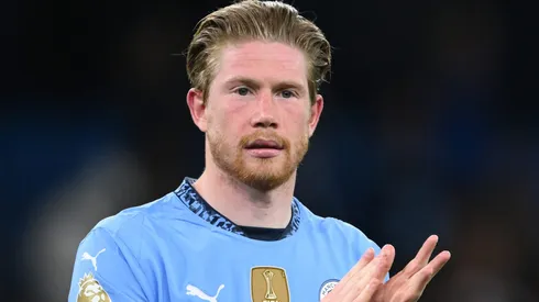 De saída do Manchester City, De Bruyne se anima com projeto do Napoli e acerto fica mais próximo. (Photo by Stu Forster/Getty Images)