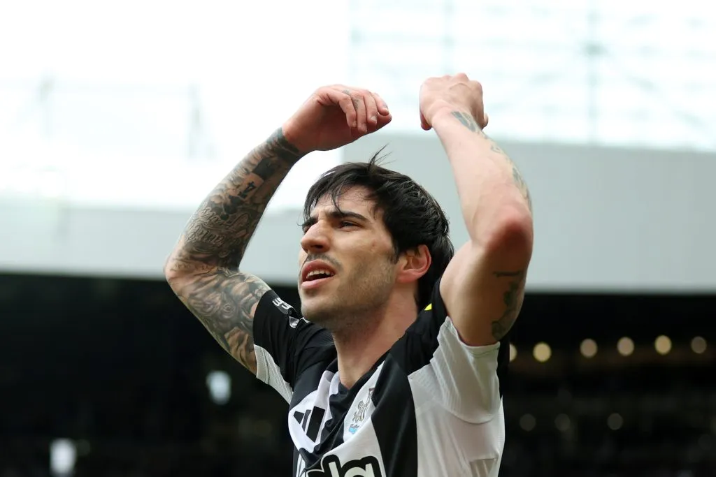 Tonali em ação com o Newcastle (Photo by George Wood/Getty Images)