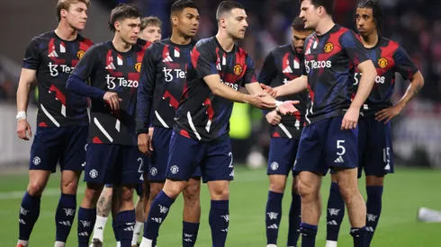 Casemiro ressurge como protagonista no United, mas futuro incerto gera dilema em Old Trafford. (Foto: Michael Steele/Getty Images)