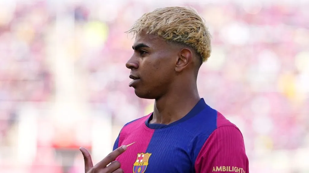 Yamal vs Real Madrid. (Photo by Alex Caparros/Getty Images)