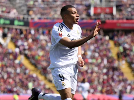 Mbappé marca hat-trick mas Barcelona vence o El Clásico