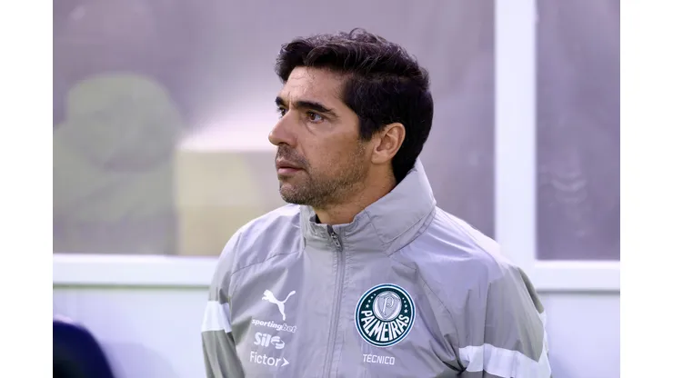 Auxiliar do Palmeiras critica arbitragem, valoriza elenco e explica ausência de Abel Ferreira. Foto Marcello ZambranaAGIF