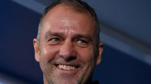 Hansi Flick irrita torcedores do Barcelona com decisão para a partida contra o Espanyol. (Photo by Denis Doyle/Getty Images)