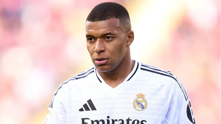 Mbappé joga hoje?