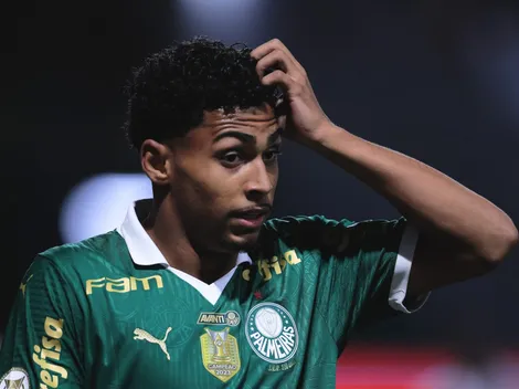 Vitor Roque e Luighi formam dupla inédita na escalação