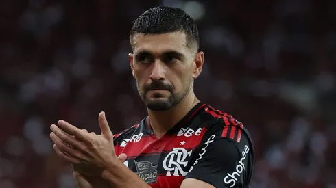 De saída? Empresário de Arrascaeta toma atitude após Flamengo decidir adiar renovação. (Photo by Wagner Meier/Getty Images)