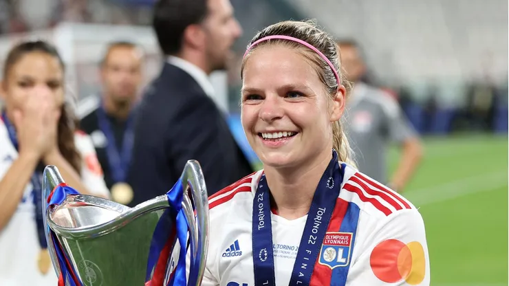 Eugenie Le Sommer, do Lyon (Photo by Maja Hitij/Getty Images)