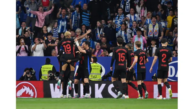 A conquista reafirma a força do clube no cenário nacional e amplia sua liderança no século frente ao rival Real Madrid, que segue como o maior campeão histórico da competição. (Foto de David Ramos/Getty Images)