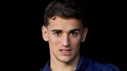 Torcida do Barcelona se irrita com atitude de Gavi e pede sua saída após o título da La Liga. (Photo by Aitor Alcalde/Getty Images)