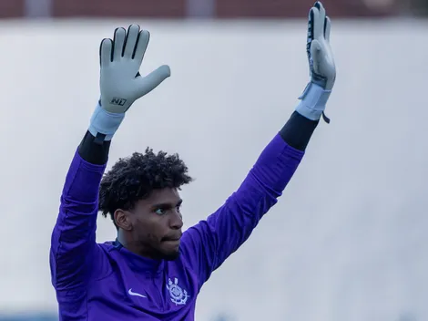 Hugo Souza anima o Corinthians nos bastidores da Sul-Americana