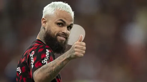 Flamengo cogita emprestar Michael ao Cruzeiro e impõe uma condição para fechar acordo. Foto: Jorge Rodrigues/AGIF