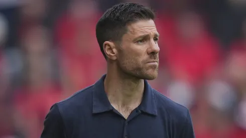Xabi Alonso gosta de trabalhar com jovens. Foto: Pau Barrena/Getty Images