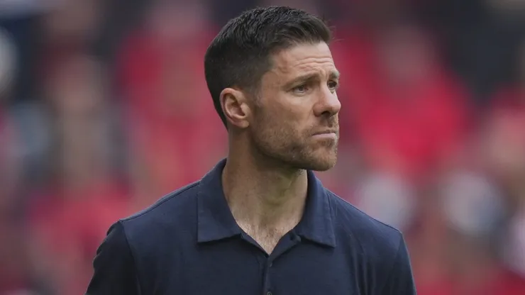 Xabi Alonso gosta de trabalhar com jovens. Foto: Pau Barrena/Getty Images