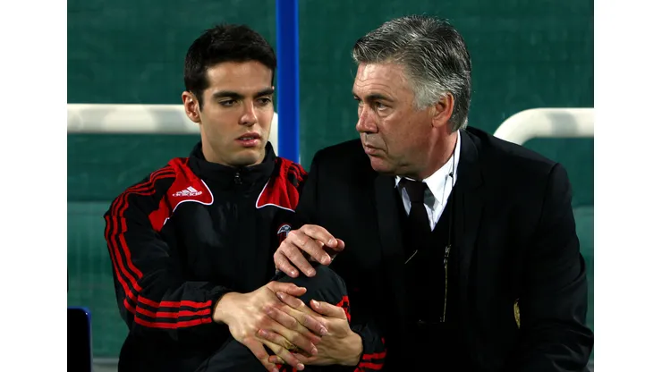 Kaká e Ancelotti quando trabalhavam no Milan
