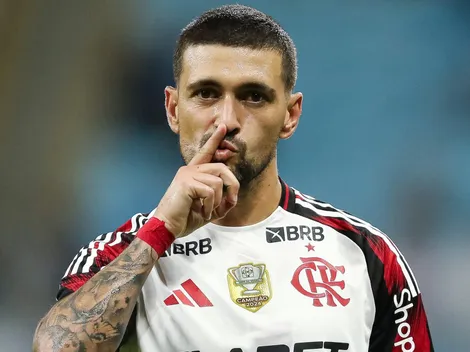 Diretoria entende que Alcaraz não tem características para substituir Arrascaeta