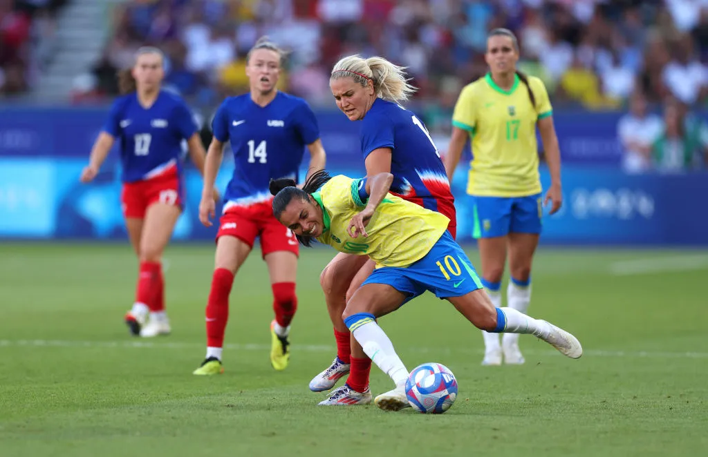 Marta em partida contra os Estados Unidos na final das Olimpíadas de Paris 2024 (Photo by Julian Finney/Getty Images)