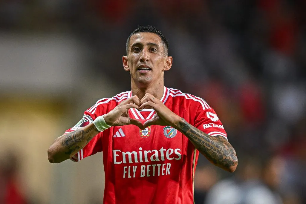 Di María em ação com o Benfica (Photo by Octavio Passos/Getty Images)