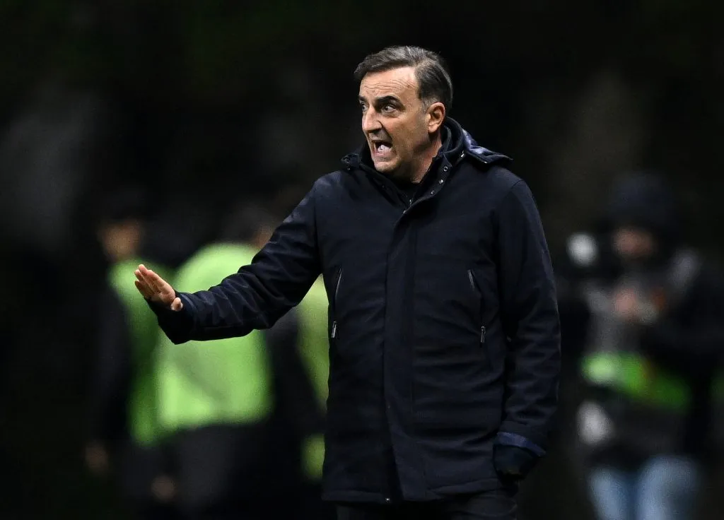 Carvalhal está livre no mercado. (Photo by Octavio Passos/Getty Images)